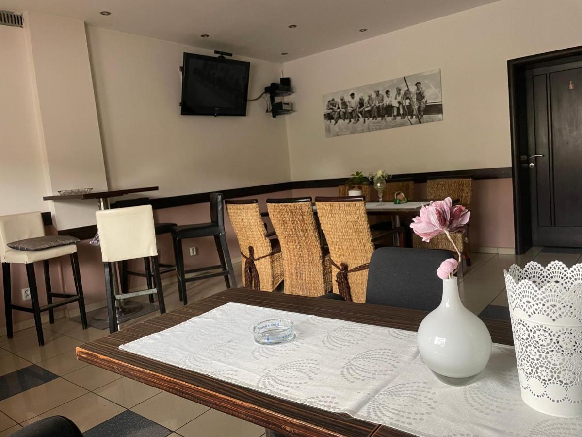 Penzion Hm أوسكادنيكا المظهر الخارجي الصورة